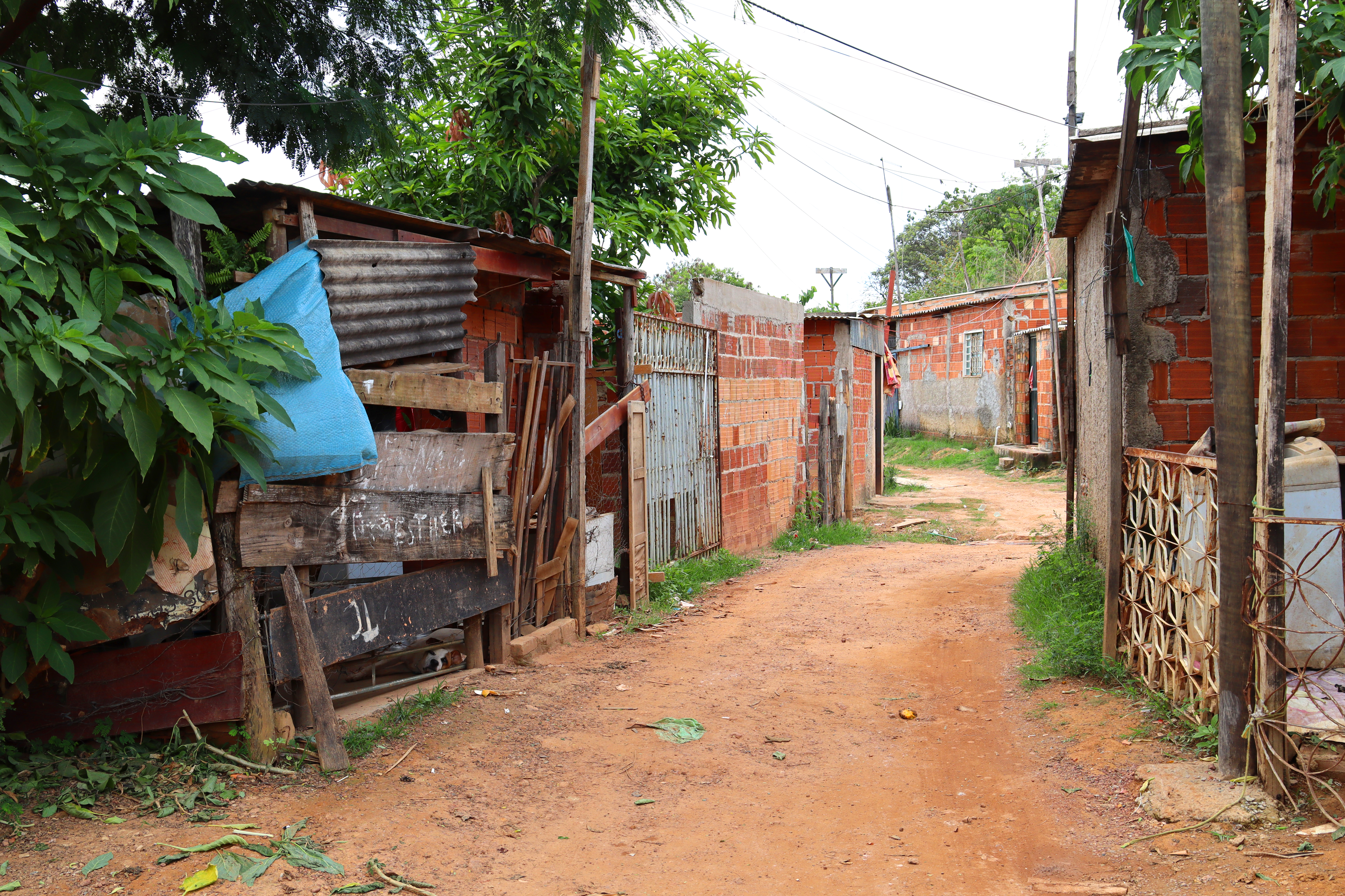 Beco na comunidade